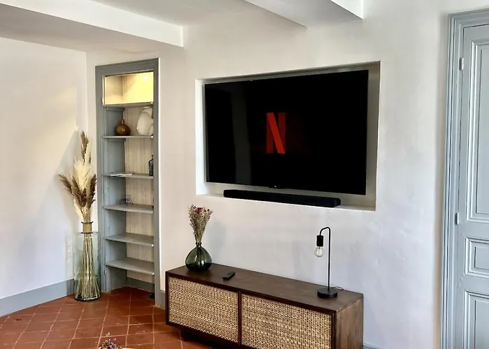 The62 דירה קרקסון